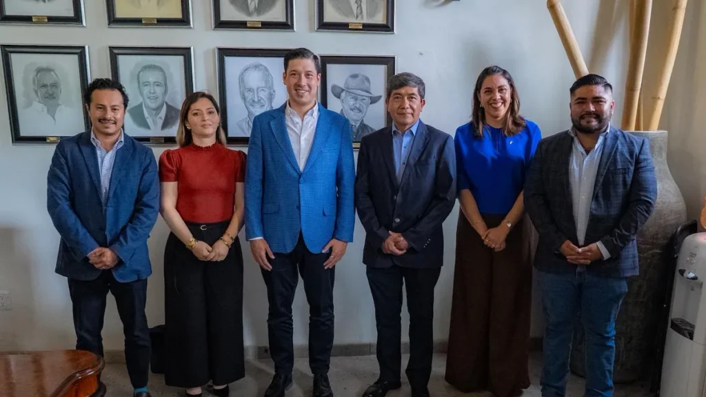 VVLOLZL3FJA73ALL6PPNRMK3RY