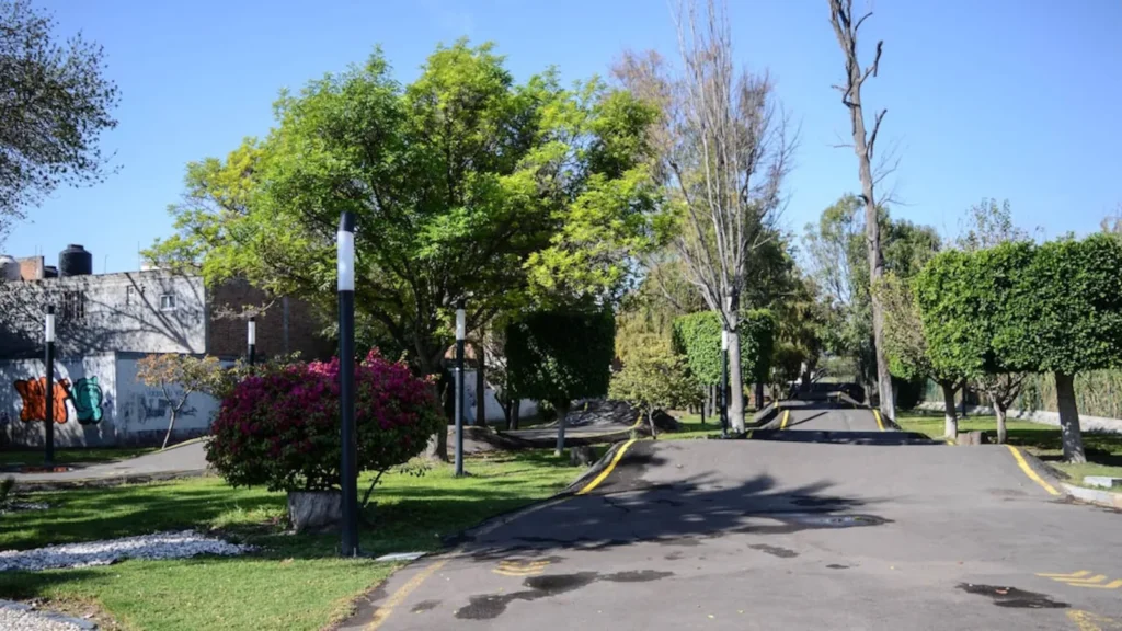 HTZQYXWKYZEL3G52AG344TPKTA