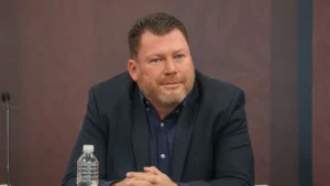 VFV5WTEPRNEKJBY5VNGVKACECY