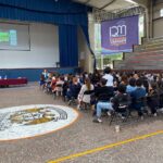 Jóvenes de Querétaro aprenden sobre relaciones saludables