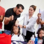 40 papás aprenden a peinar a sus hijas en segunda edición de “Manos de Papá” en Corregidora